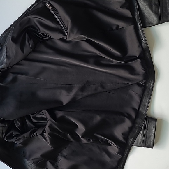 Men's Black Leather Jacket - Size 4XL - Picture 10 of 11